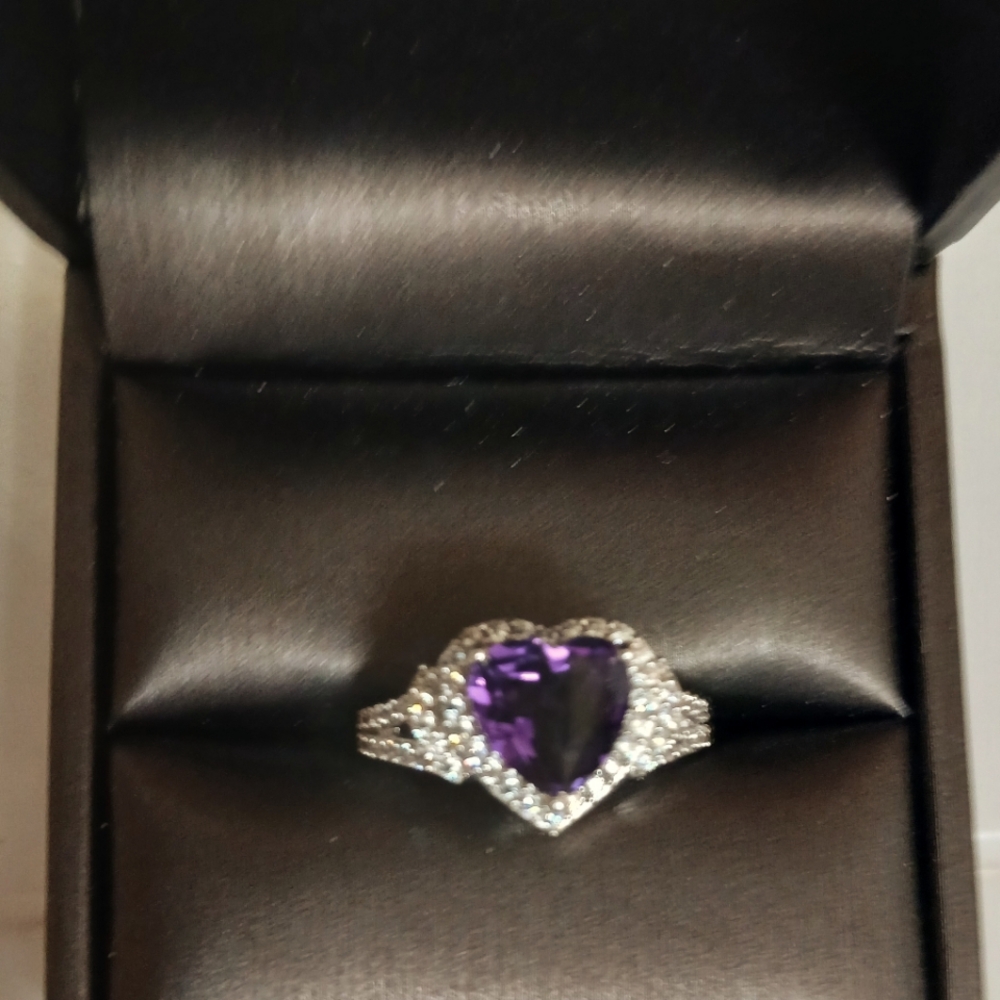 Beautiful Amethyst Heart Ring